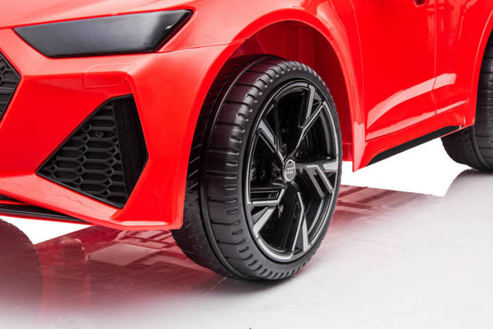 Audi RS6 na akumulator dla dziecka do 20 kg Skóra